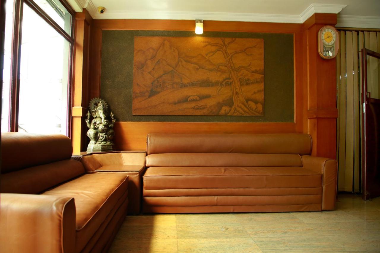 Kalathil Tourist Home Kunnamkulam Eksteriør bilde
